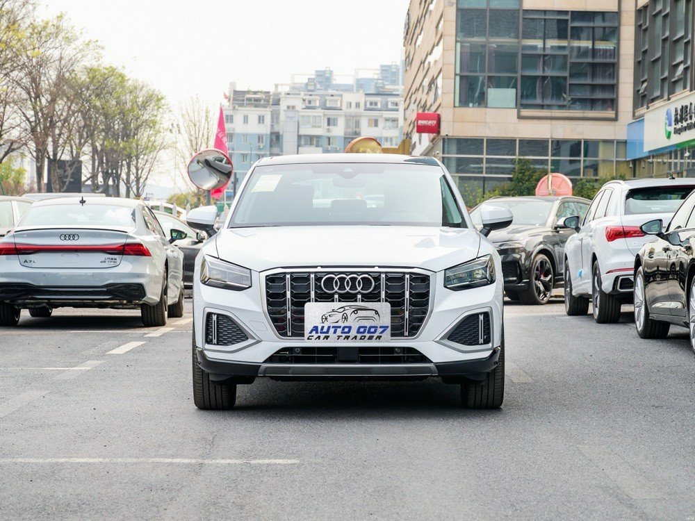 productcate-1-1 Import Audi Q2L Petrol