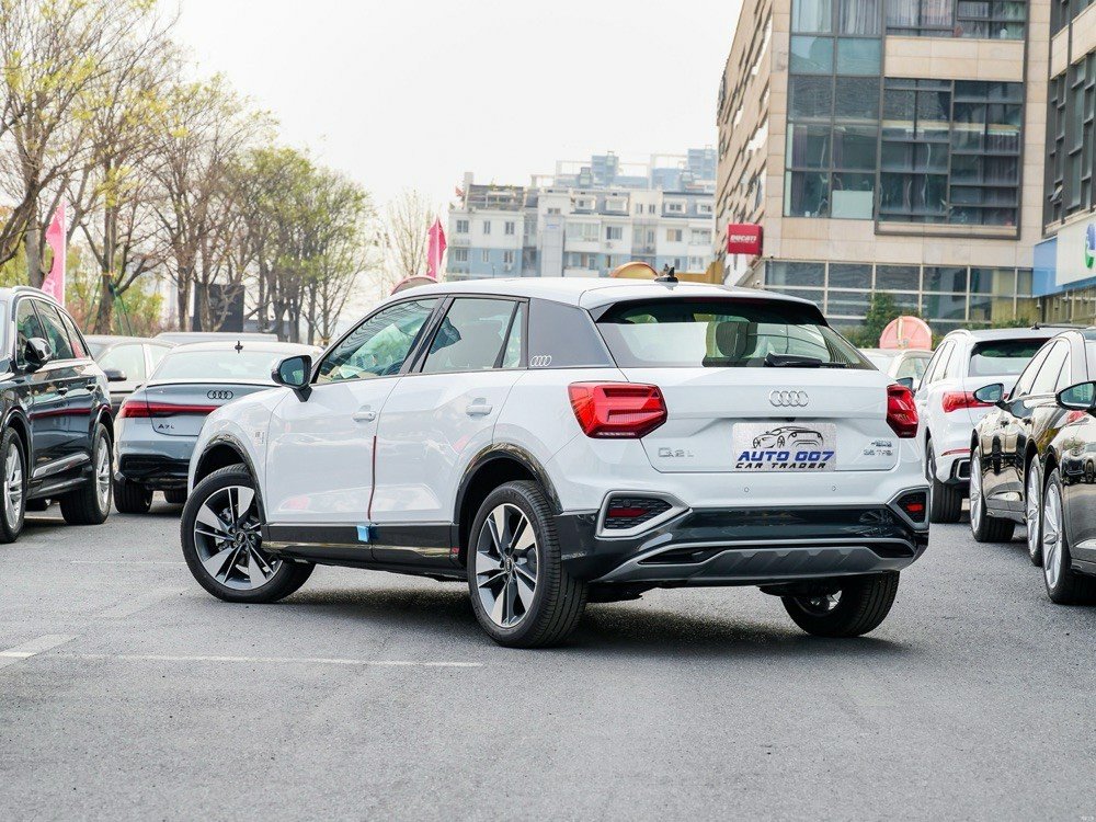 Audi Q2L specifications
