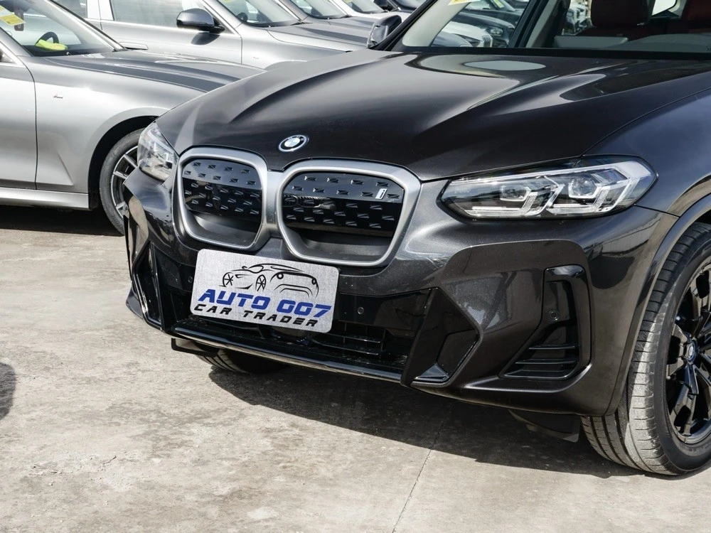 BMW iX3 battery range