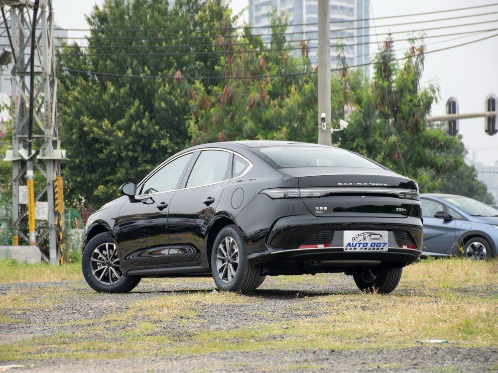 BYD Destroyer 05 features