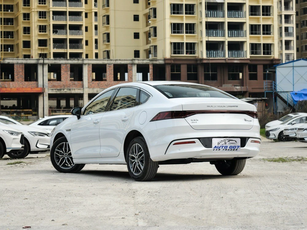 BYD Qin PHEV features