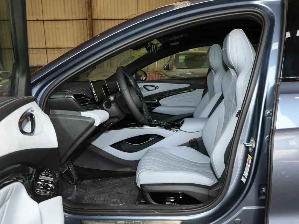 BYD Seal interior design