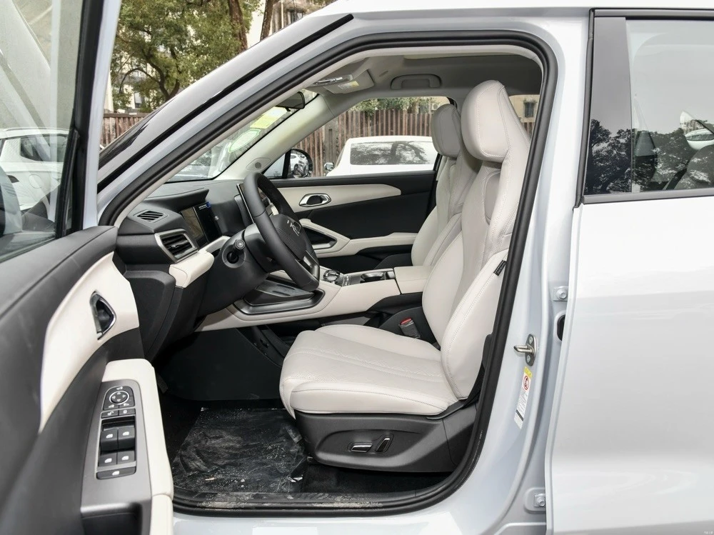 BYD Yuan Up interior highlights