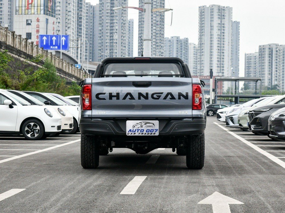 Changan Land Tourer engine