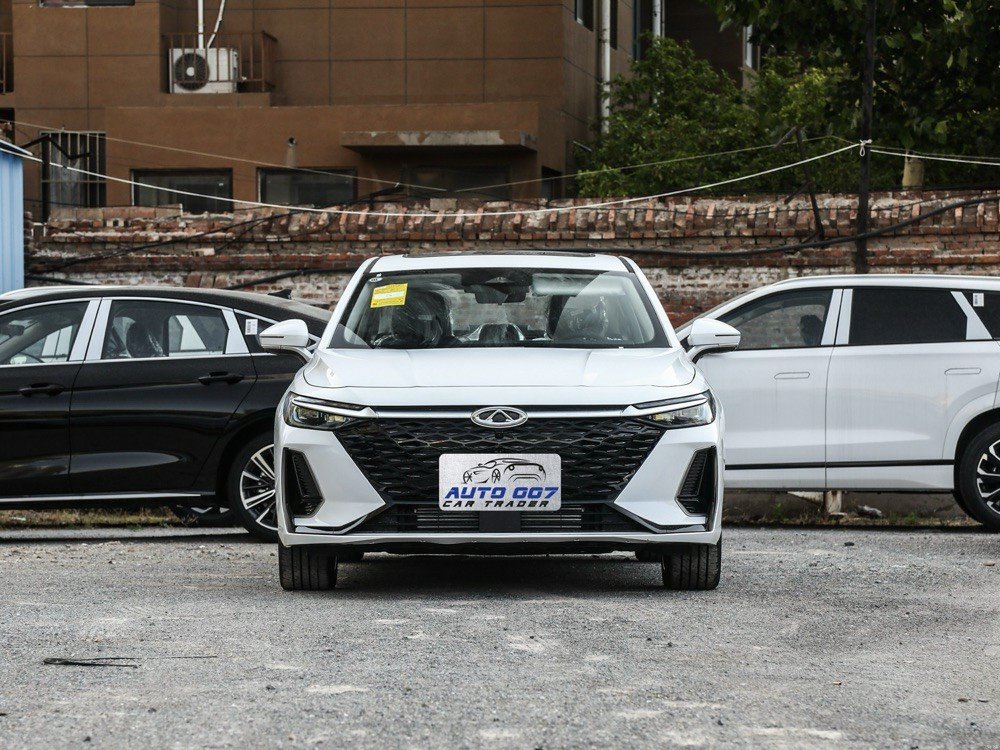 import Chery Arrizo 8