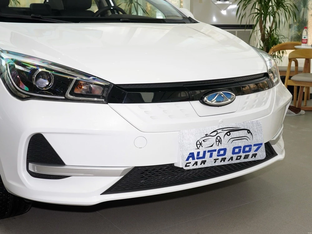 Chery Arrizo charging