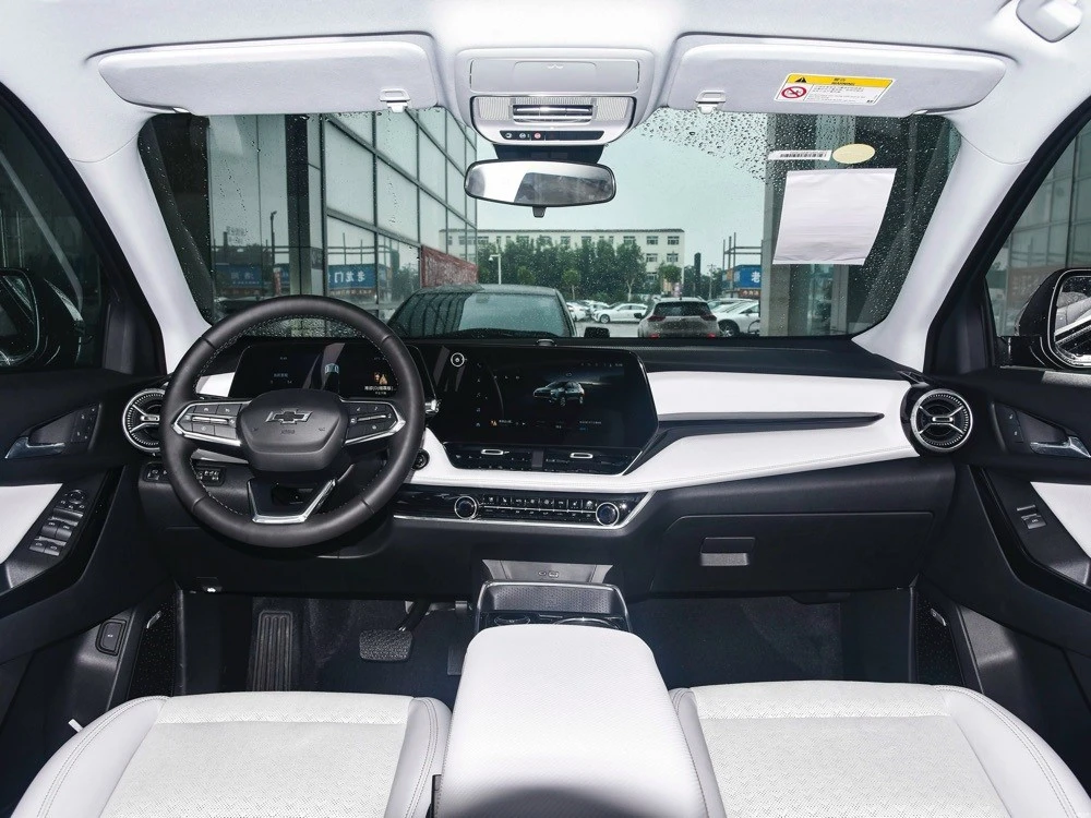 Chevrolet Equinox exterior