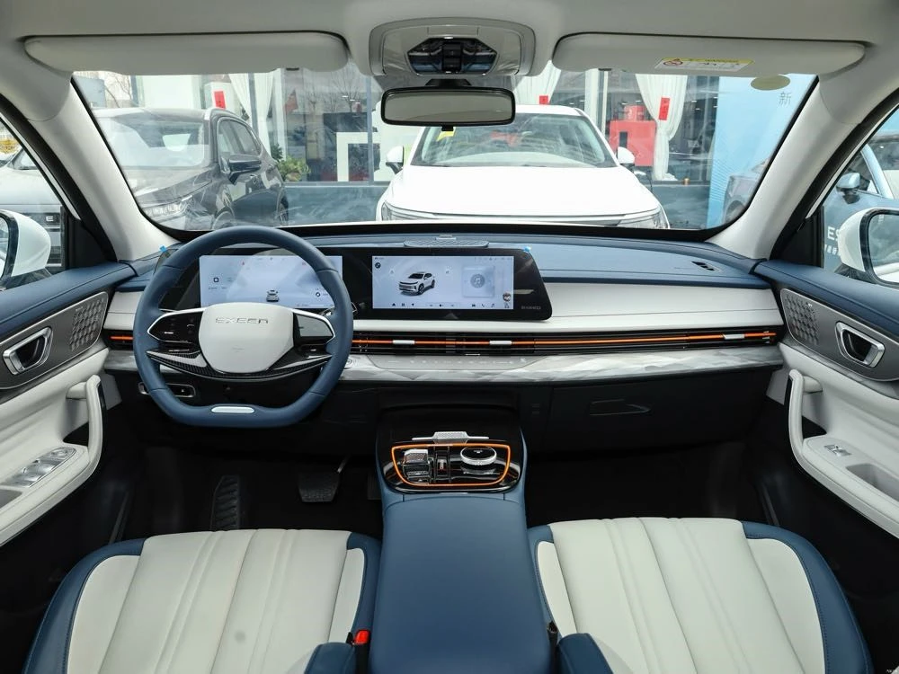 Exeed LX Plugin Hybrid fuel efficiency