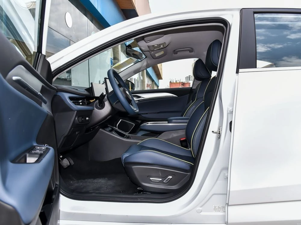 Geely Geometry G6 exterior