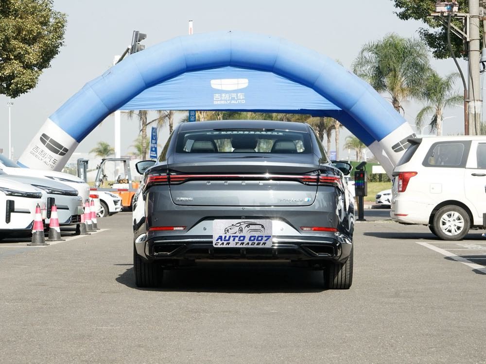 buy Geely Preface L from China