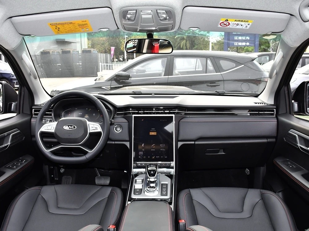 JAC T8 pickup truck