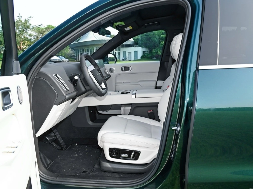Lixiang L9 electric SUV