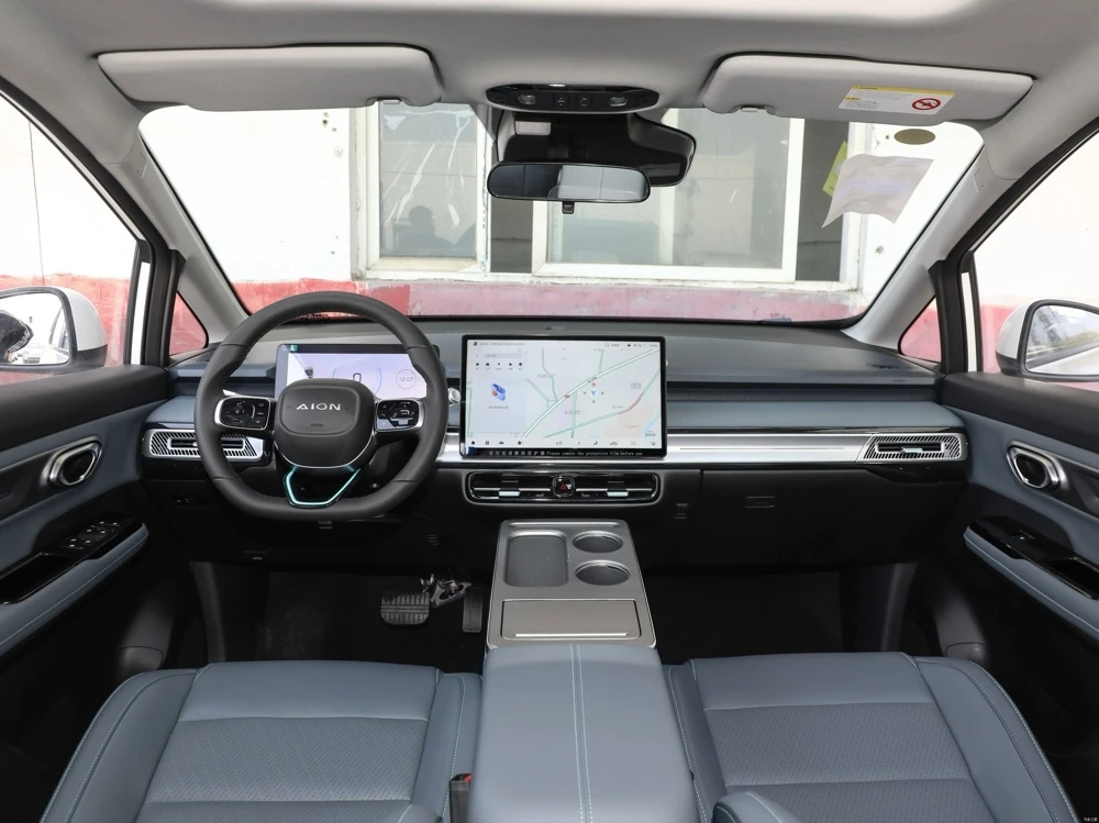 Aion Y electric vehicle features