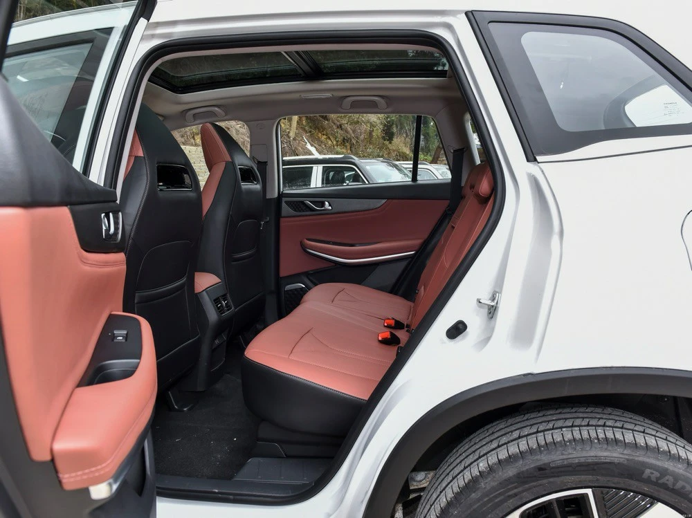 Changan CS75 exterior