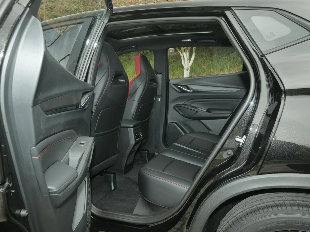 Changan X5 Plus exterior