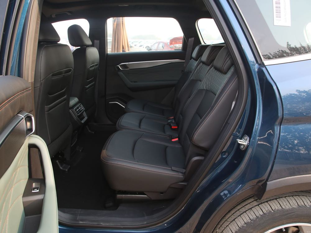 Geely Okavango L reviews